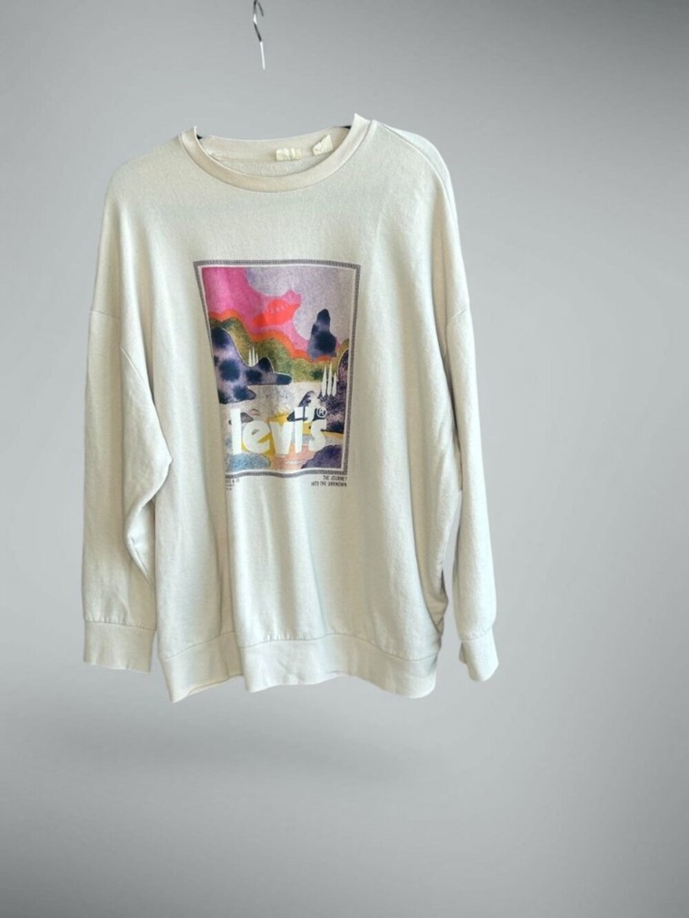 Levis Journey to the Unknown Lightweight Sweatshirt Unisex Oversized Size M
